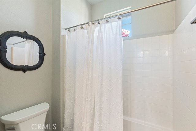 18265 Fort Lauder Lane, Perris CA: https://media.crmls.org/medias/4b94b3bf-d31a-4533-a879-8254e9347016.jpg