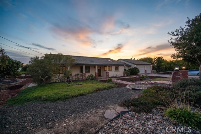 1561 Cielo Lane, Nipomo CA: https://media.crmls.org/medias/4b950360-c57d-4874-8738-dd41e1791f23.jpg