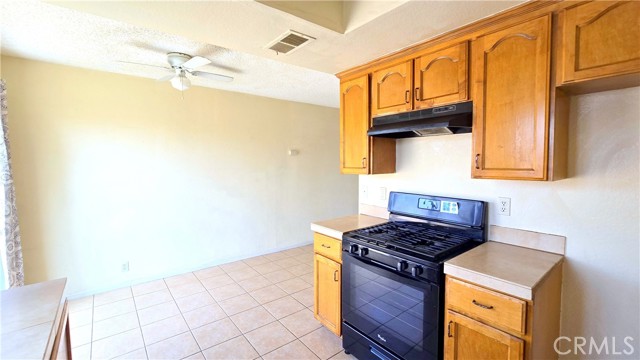 120 N 13th Avenue, Upland CA: https://media.crmls.org/medias/4b950f7a-818f-42e2-8a2f-44452c86bc30.jpg