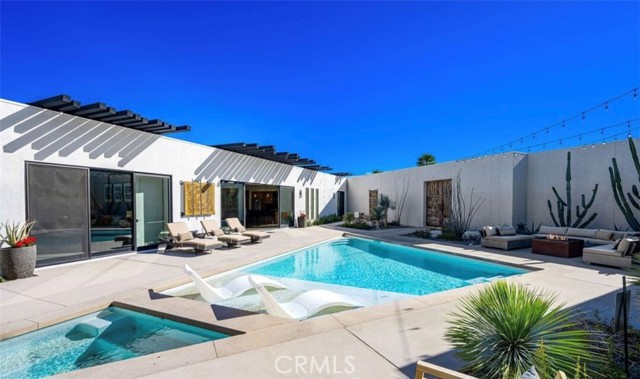 400 W Santa Catalina, Palm Springs, CA 92262