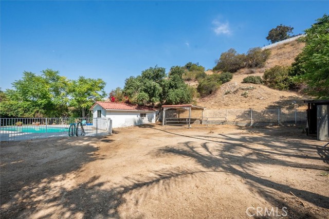 Detail Gallery Image 27 of 32 For 9953 La Tuna Canyon Rd, Sun Valley,  CA 91352 - 3 Beds | 2 Baths