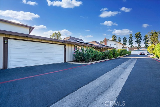 3225 Topaz Lane, Fullerton CA: https://media.crmls.org/medias/4b95a43e-7186-4e44-890f-94afb3cb73a3.jpg