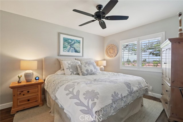 21201 Jasmines Way, Lake Forest CA: https://media.crmls.org/medias/4b95ba8a-0951-4c4e-9529-dabc5571ebc7.jpg