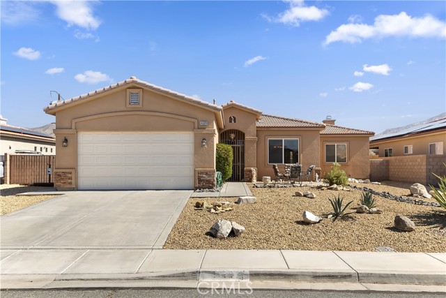 Detail Gallery Image 1 of 23 For 65028 Rolling Hills Dr, Desert Hot Springs,  CA 92240 - 3 Beds | 2 Baths