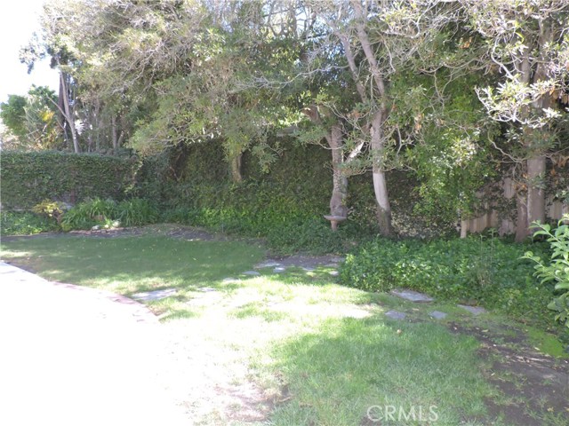 1604 Via Garfias, Palos Verdes Estates, California 90274, 2 Bedrooms Bedrooms, ,Residential,Sold,Via Garfias,SB17240788