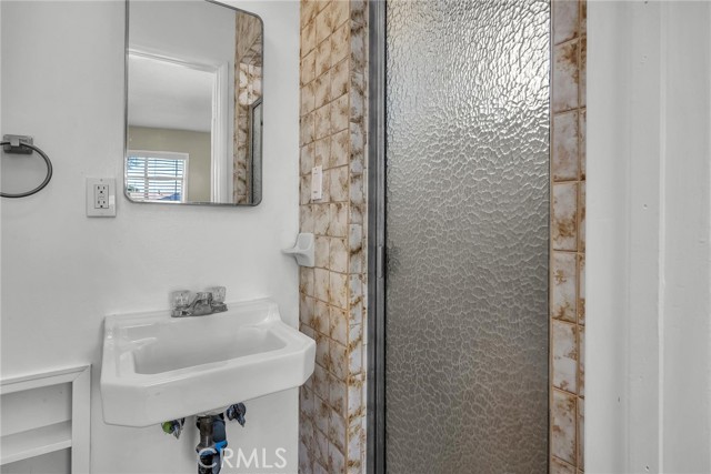 835 E 222nd Street, Carson CA: https://media.crmls.org/medias/4b9699da-c9ac-4564-91aa-0d7c0d145876.jpg
