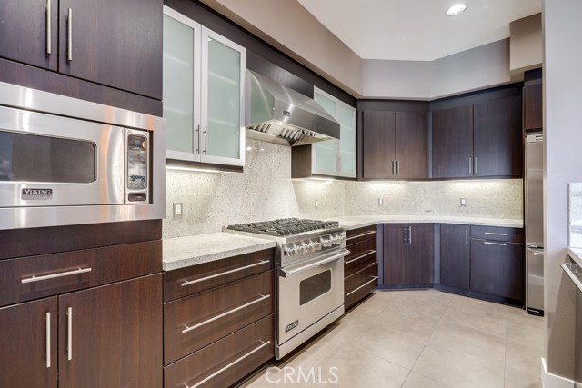 Detail Gallery Image 13 of 75 For 402 Rockefeller #410,  Irvine,  CA 92612 - 2 Beds | 2/1 Baths