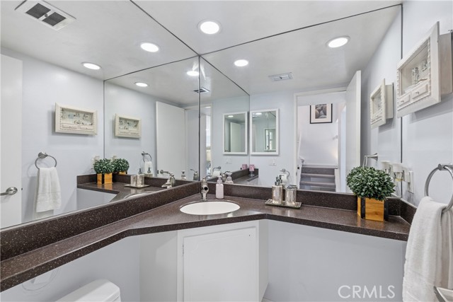 Image 21 of 60 For 4395 Avenida Carmel