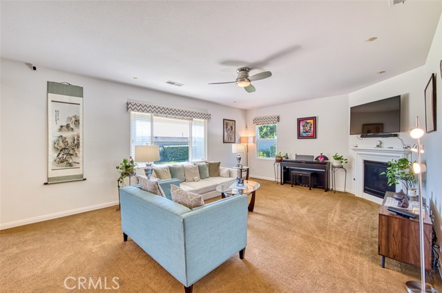 Detail Gallery Image 3 of 29 For 14927 Meadows, Corona,  CA 92880 - 4 Beds | 3 Baths