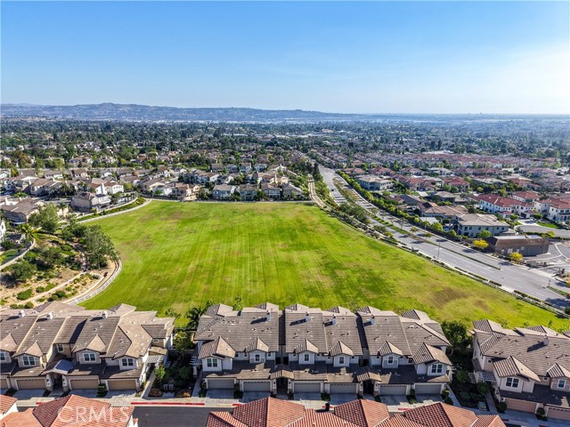 18658 Clubhouse Drive, Yorba Linda CA: https://media.crmls.org/medias/4b9817cc-d033-4aa1-8add-d98ce3f7b2e7.jpg