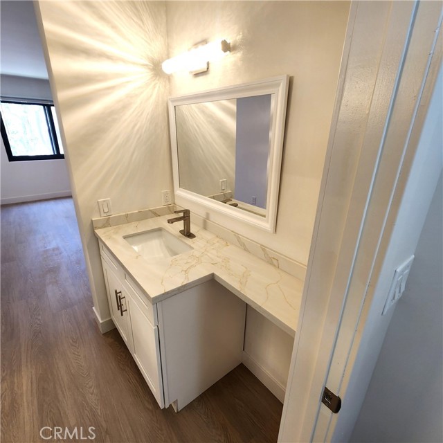 Detail Gallery Image 16 of 22 For 900 Cedar St #107,  El Segundo,  CA 90245 - 2 Beds | 2 Baths