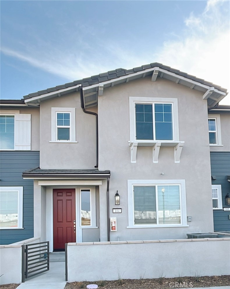 4096 E Lily Paseo #104