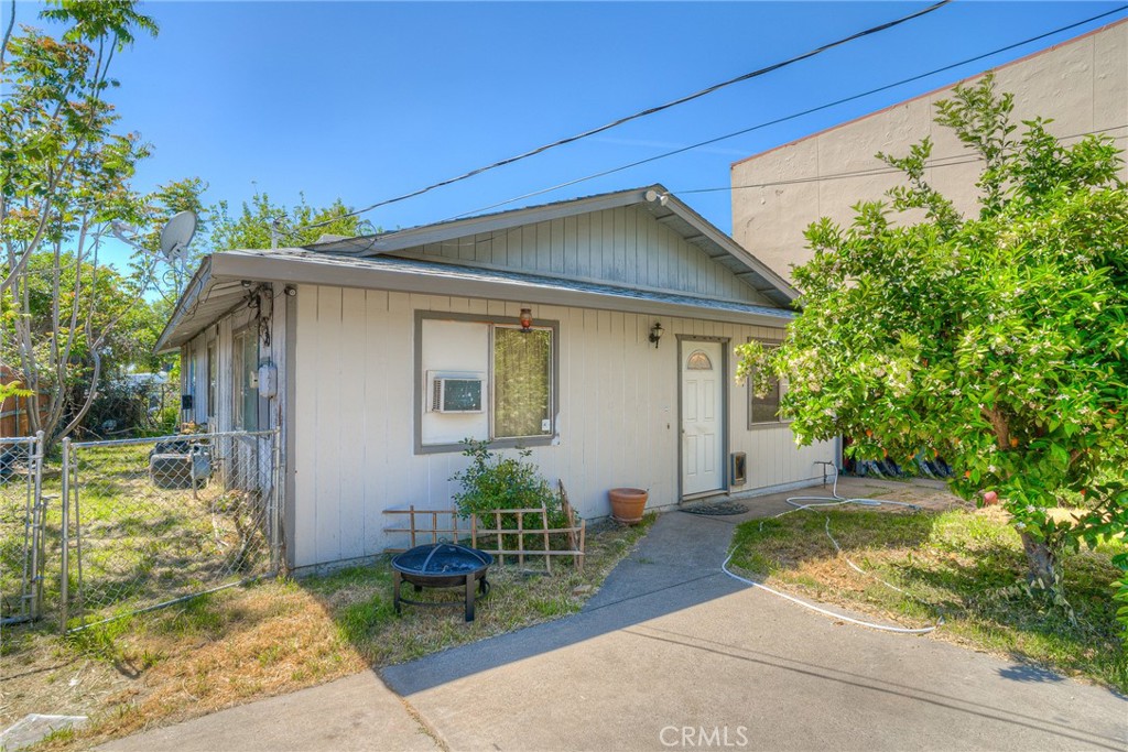 1690 Lincoln Street