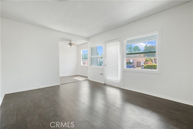 Detail Gallery Image 4 of 32 For 20 S Vega St, Alhambra,  CA 91801 - 2 Beds | 1 Baths