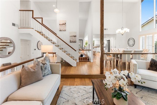23721 Sarda Road, Valencia CA: https://media.crmls.org/medias/4b9b74f9-9b3f-4c01-aea2-5459fdb01ae1.jpg