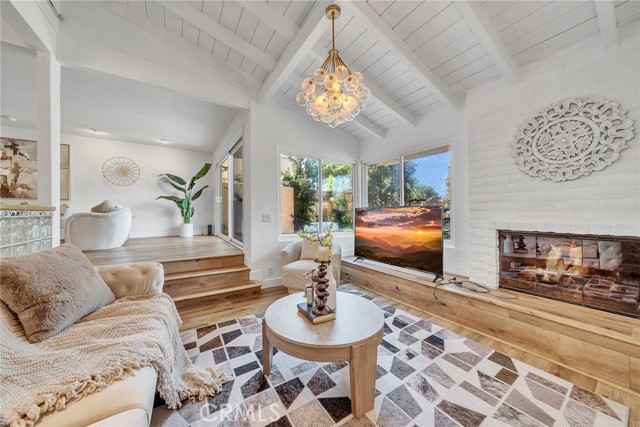 Detail Gallery Image 21 of 44 For 520 Cancha, Newport Beach,  CA 92660 - 3 Beds | 2/1 Baths