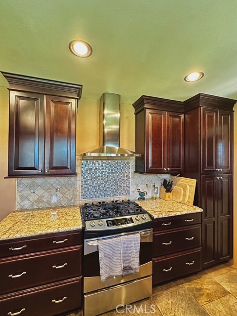 Detail Gallery Image 5 of 14 For 4036 N Foxdale Ave, Covina,  CA 91722 - 3 Beds | 2 Baths
