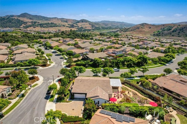 11 Risa Street, Rancho Mission Viejo CA: https://media.crmls.org/medias/4b9e46e1-eb95-49ac-8a74-77c57fb8938d.jpg