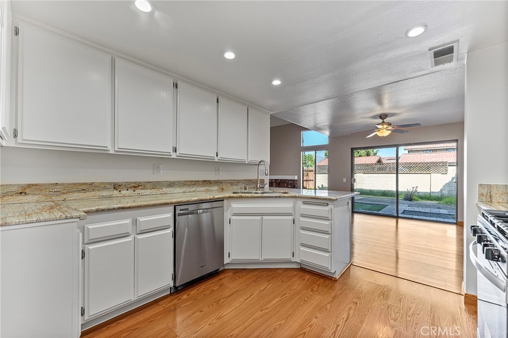 MLS #SR25252567 image #13