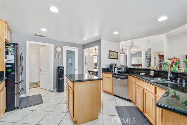 Detail Gallery Image 16 of 60 For 15015 Sycamore St, Hesperia,  CA 92345 - 4 Beds | 2/1 Baths