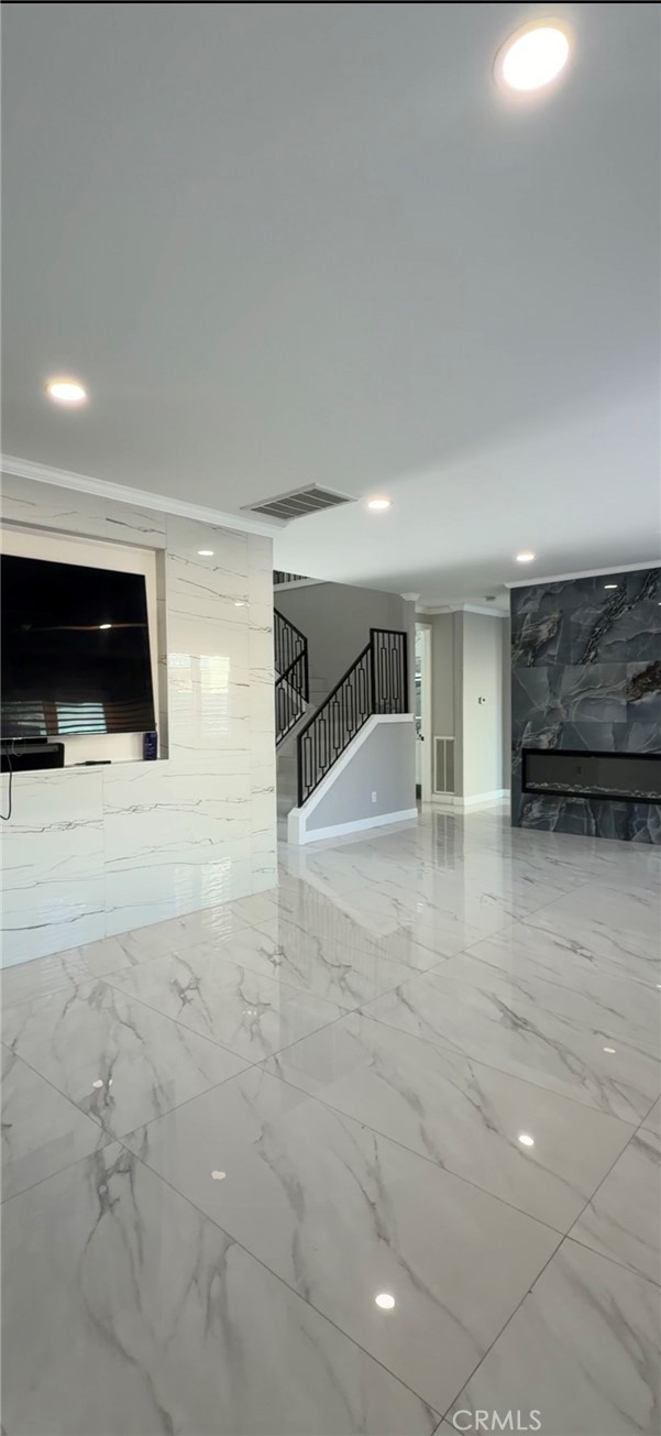 Detail Gallery Image 8 of 46 For 12460 Black Horse St, Corona,  CA 91752 - 5 Beds | 3 Baths