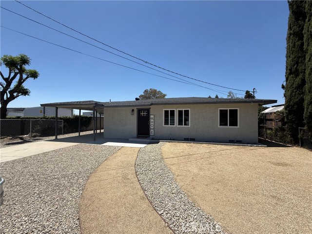Detail Gallery Image 1 of 27 For 9196 Redwood Ave, Fontana,  CA 92335 - 3 Beds | 2 Baths
