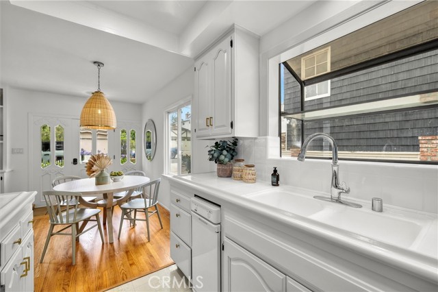 628 29th Street, Manhattan Beach CA: https://media.crmls.org/medias/4b9feaee-b664-4ab6-8f6d-2f3e2de966c4.jpg