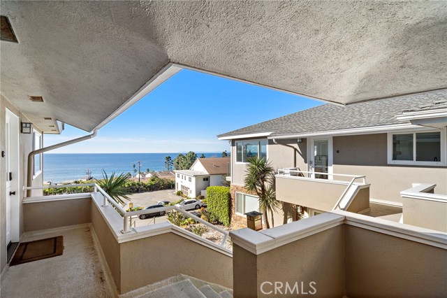 Detail Gallery Image 4 of 41 For 21711 Wesley #D,  Laguna Beach,  CA 92651 - 2 Beds | 1 Baths