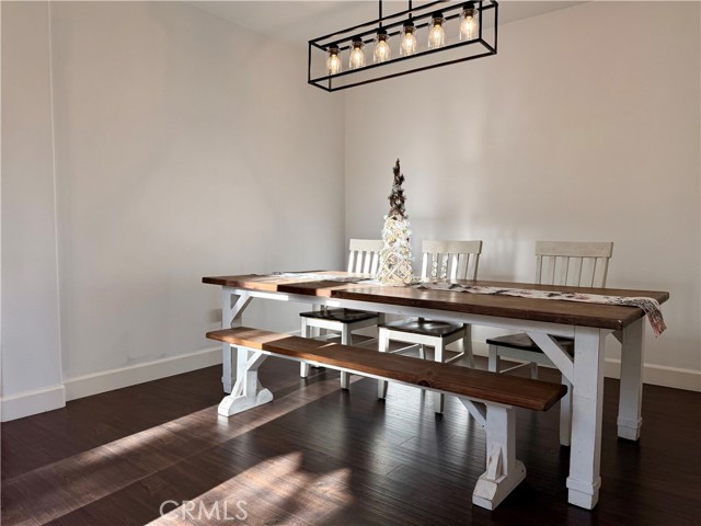 Detail Gallery Image 8 of 72 For 32102 Elk Grove Ct, Temecula,  CA 92592 - 4 Beds | 3/1 Baths