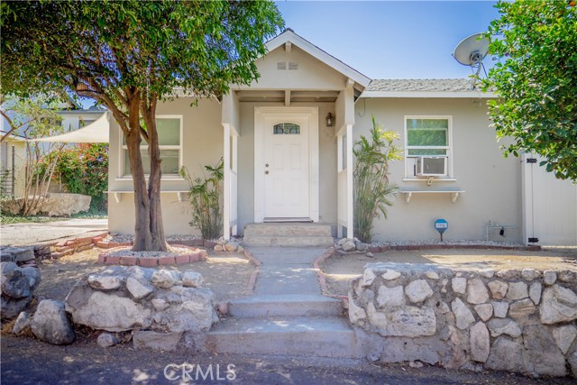 Detail Gallery Image 2 of 20 For 7052 Day St, Tujunga,  CA 91042 - 1 Beds | 1 Baths