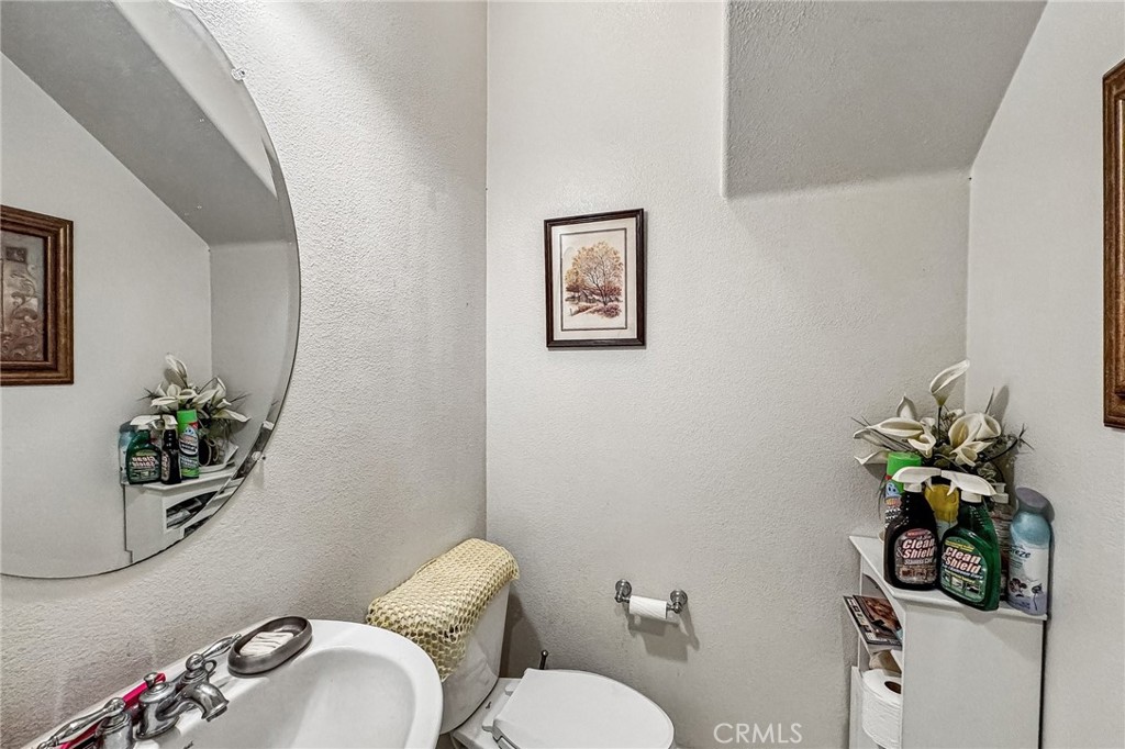 https://media.crmls.org/medias/4ba1cca8-b0b4-482f-82fe-c598026675d2.jpg?preset=X-Large