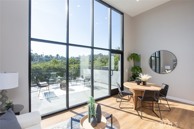 Detail Gallery Image 3 of 32 For 3682 Harriman Ave #4,  El Sereno,  CA 90032 - 2 Beds | 2/1 Baths