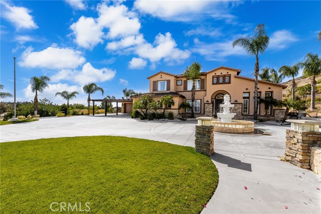Detail Gallery Image 1 of 71 For 18936 Summerleaf Ln, Riverside,  CA 92504 - 4 Beds | 3/1 Baths