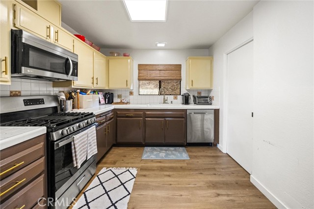930 Philinda Avenue, Santa Barbara CA: https://media.crmls.org/medias/4ba40a52-ff37-4c86-b3fd-e6c5e2d5f669.jpg