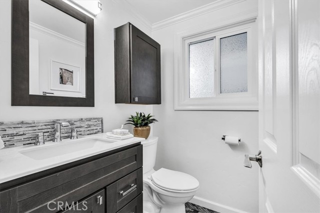 Detail Gallery Image 20 of 46 For 940 S Amherst Cir, Anaheim Hills,  CA 92807 - 3 Beds | 2/1 Baths