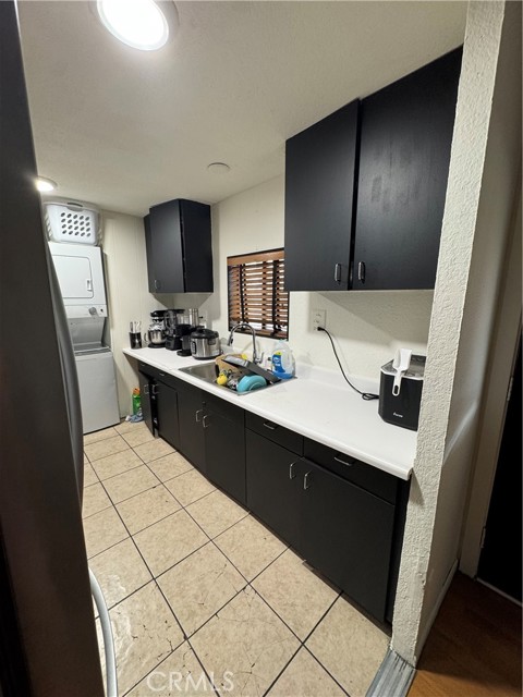 Detail Gallery Image 7 of 22 For 17225 Valley Bld #10,  Fontana,  CA 92335 - 3 Beds | 2 Baths