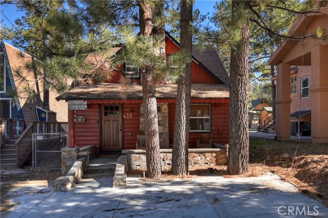 Detail Gallery Image 2 of 42 For 435 Arroyo, Big Bear Lake,  CA 92315 - 3 Beds | 1 Baths