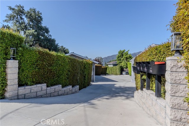 Detail Gallery Image 2 of 20 For 2700 Prospect Ave, La Crescenta,  CA 91214 - – Beds | – Baths