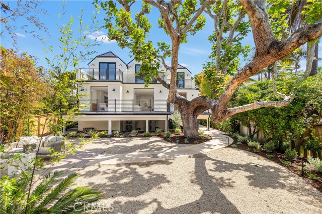 Detail Gallery Image 1 of 46 For 1759 Glenneyre St, Laguna Beach,  CA 92651 - 5 Beds | 5/1 Baths