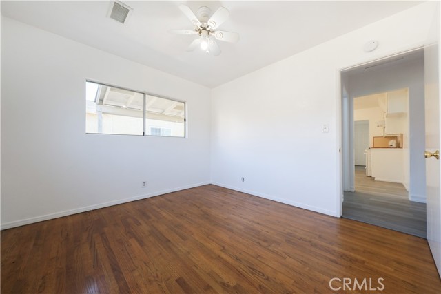 419 W Martinshire, Carson CA: https://media.crmls.org/medias/4ba65ee2-efa7-4bc8-a893-bdb81c0a108f.jpg