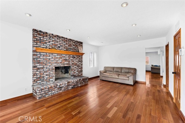 Detail Gallery Image 9 of 26 For 713 N Orcutt, Montebello,  CA 90640 - 4 Beds | 2 Baths