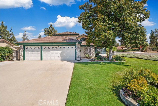 1104 Versailles Circle, Riverside, CA 92506