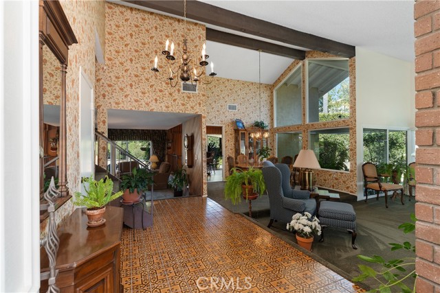 Detail Gallery Image 5 of 40 For 1663 N Pala Pl, Orange,  CA 92867 - 4 Beds | 3 Baths