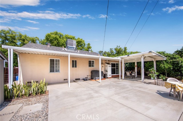 7838 Hazeltine Avenue, Panorama City CA: https://media.crmls.org/medias/4ba93b71-1c4d-40b9-aa12-a975a17dfc69.jpg