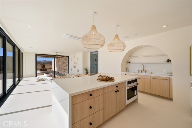 Detail Gallery Image 22 of 58 For 63973 Gold Nugget Rd, Joshua Tree,  CA 92252 - 3 Beds | 3 Baths