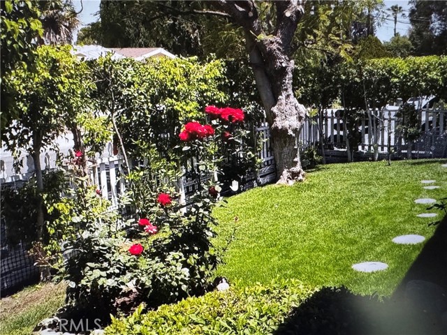 Detail Gallery Image 1 of 50 For 5551 Mason Ave, Woodland Hills,  CA 91367 - 7 Beds | 6 Baths