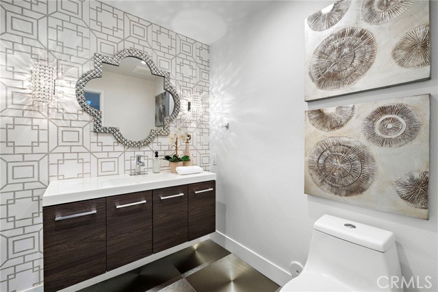 27 Palm Beach Court, Dana Point CA: https://media.crmls.org/medias/4baadbea-6f2d-4934-ae4c-417dbea5c42d.jpg