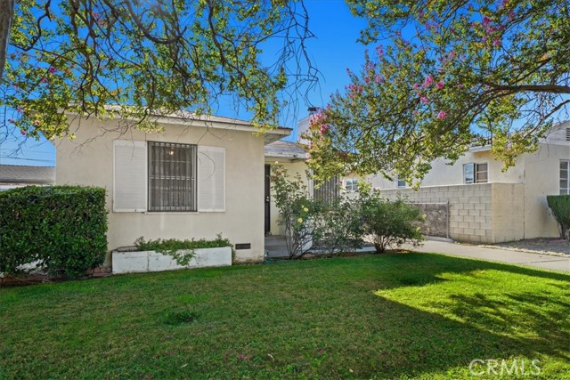 2486 Belle Street, San Bernardino CA: https://media.crmls.org/medias/4baae237-8450-4a63-9db3-08895e3c60c2.jpg