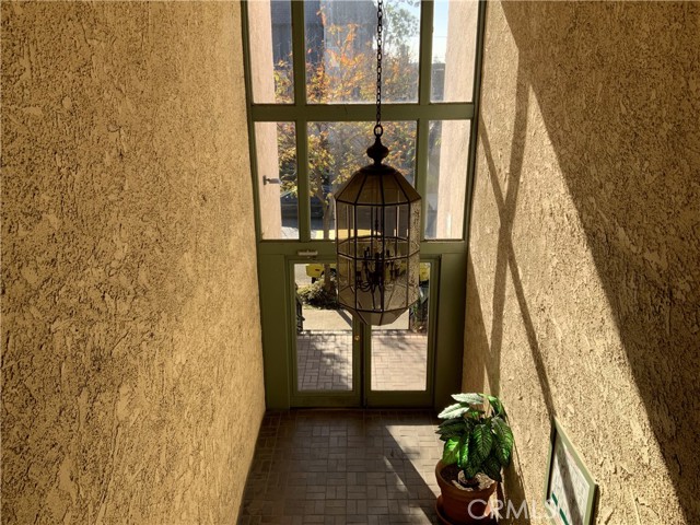 Detail Gallery Image 8 of 41 For 409 Burchett St #220,  Glendale,  CA 91203 - 1 Beds | 1 Baths