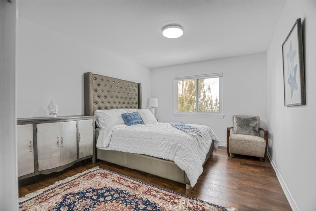 18238 Hastings Way, Porter Ranch CA: https://media.crmls.org/medias/4bab3ed6-875e-41f2-9790-4391c3d1e7eb.jpg